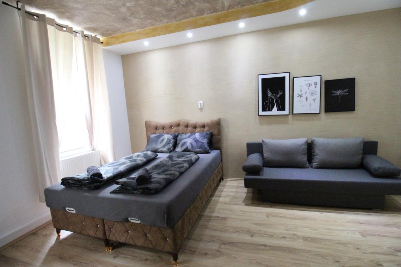 Private Quad Bedroom With Bathroom Rf3 Wien Eksteriør bilde